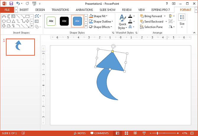 Placer la forme isocèle sur la forme de la lune dans PowerPoint